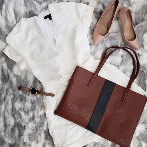 ❌SOLD❌❤2/80$ Banana Republic White romper - Picture 2 of 2